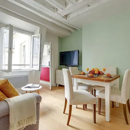 Appartamento 1Br Pompidou & Central Paris Flat Parigi