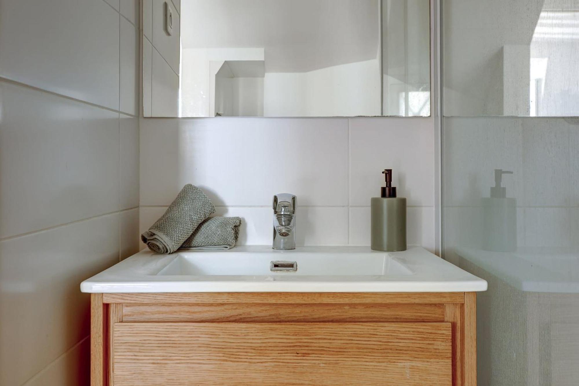 Appartamento Bnbnova - 1br - Pompidou &